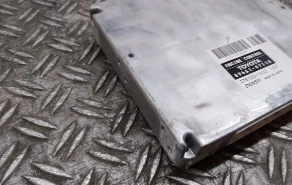 Toyota Prius (XW20) Engine control unit/module