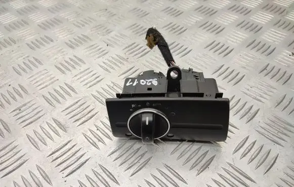 Mercedes-Benz E W211 Light switch 2115450704