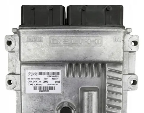 Opel Vivaro Engine control unit/module 9818035080