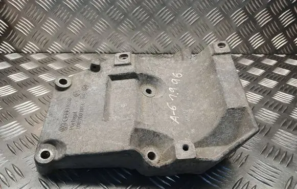 Audi A4 S4 B6 8E 8H A/C compressor mount bracket 038260885C