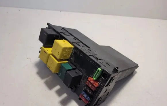 Mercedes-Benz E W210 Comfort/convenience module 0225455332 309872 0005401550