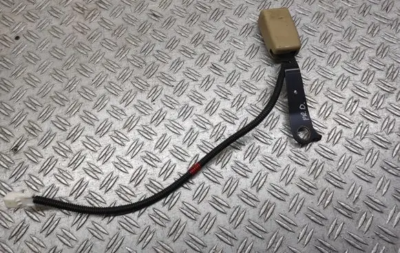 Honda Civic Front seatbelt buckle 210487