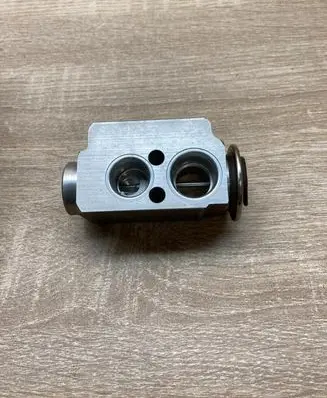 BMW 3 E90 E91 Air conditioning (A/C) expansion valve 6981484