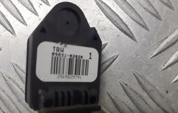 Toyota Corolla E120 E130 Airbag deployment crash/impact sensor 89831-02020