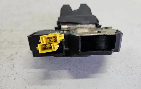 Volvo S80 Tailgate/trunk/boot lock/catch/latch 9203463
