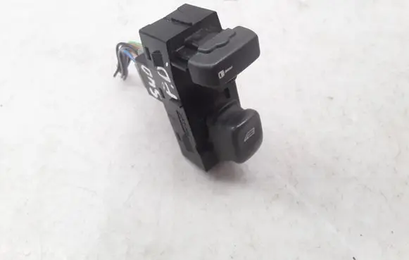 Volvo S40, V40 Electric window control switch 30889753