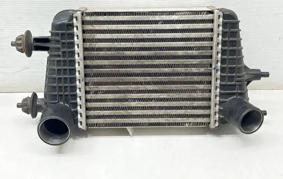 Nissan Note (E12) Intercooler radiator 144613HD0C Y0130002 B011311