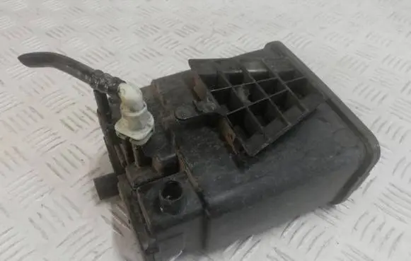Opel Astra J Other engine bay part 13332193