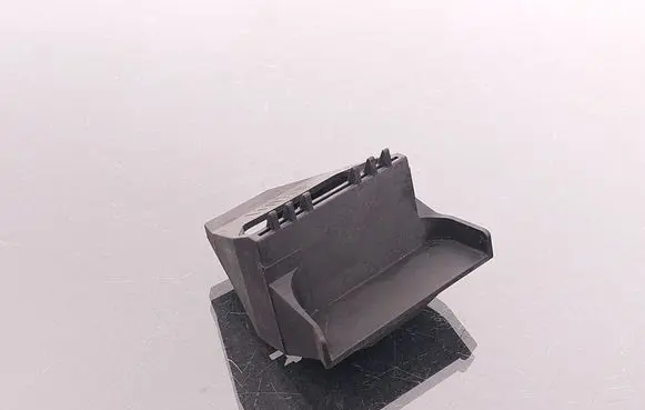 BMW 5 E39 Radiator mount bracket 17111737706