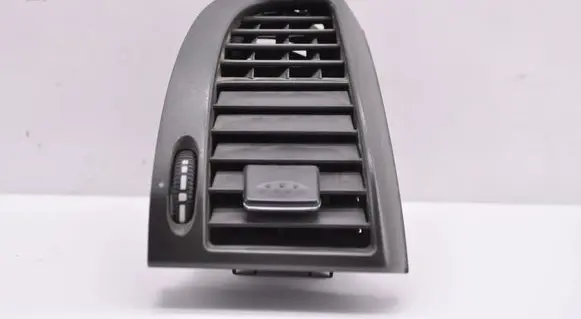 Mercedes-Benz Vito Viano W639 Dashboard air vent grill cover trim A6398300254
