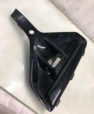 Opel Astra L Front bumper lower grill 9839195080
