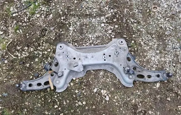 Renault Trafic III (X82) Front axle beam 544016605R