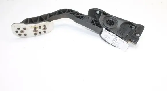 Ford Focus Accelerator throttle pedal BV619F836BB