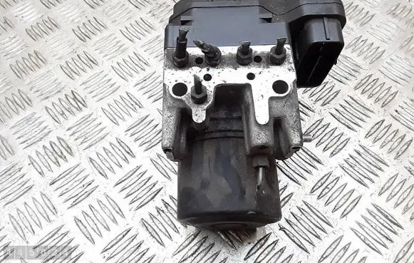 Toyota RAV 4 (XA20) ABS Pump 4454042040 8954142140 1338007451