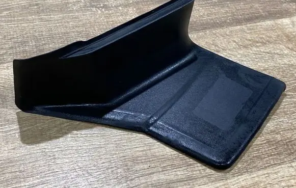 Rear/tail light trim molding
