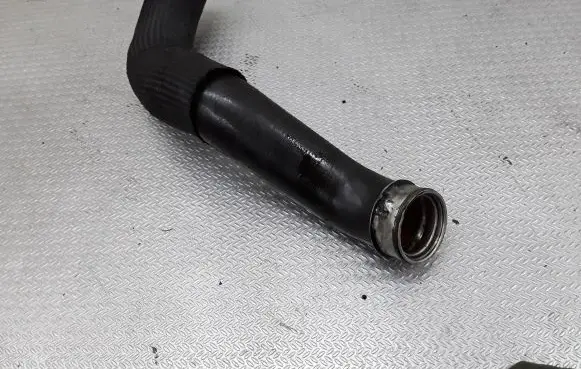 Chrysler 300 - 300C Intercooler hose/pipe