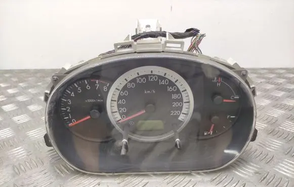 Mazda 5 Speedometer (instrument cluster) C23555430