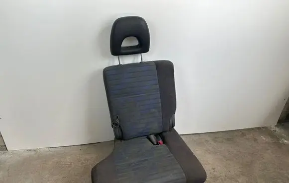 Toyota RAV 4 (XA10) Rear seat