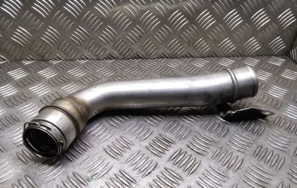 Nissan Qashqai+2 Intercooler hose/pipe
