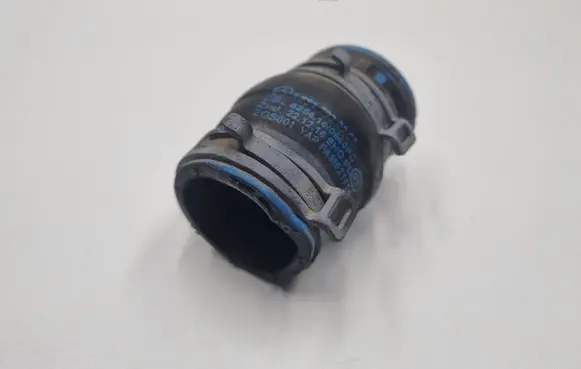 Mercedes-Benz Sprinter W906 Engine coolant pipe/hose A6512030300 6512030300