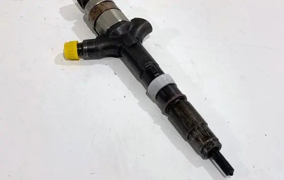 Toyota Corolla Verso E121 Fuel injectors set 2367027020
