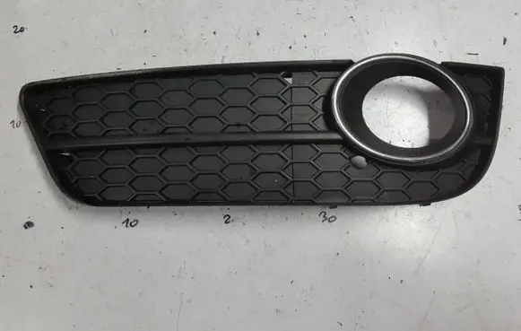 Audi A5 8T 8F Front bumper lower grill 8T0807151