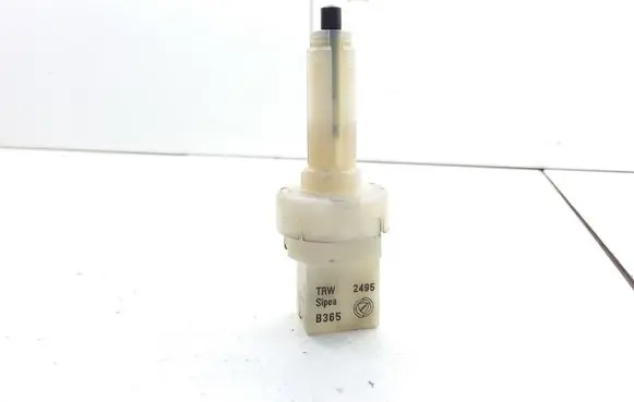 Clutch pedal sensor