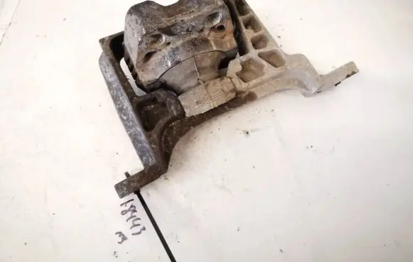 Ford Focus Engine mount bracket 3m516f012bh 3m51-6f012-bh