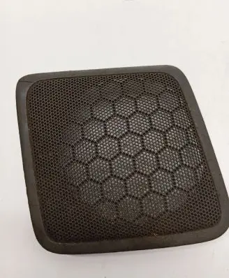 Side speaker trim/cover