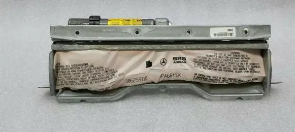 Mercedes-Benz E C207 W207 Knee airbag A2048602002