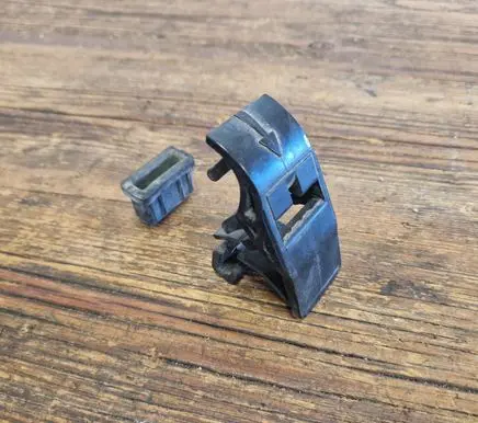 BMW Z3 E36 Radiator mount bracket 1723341 1712911