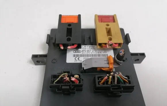 Audi A6 S6 C6 4F Comfort/convenience module 4F0907279