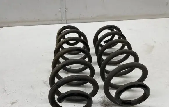 Opel Astra K Rear coil spring