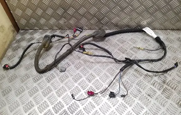 Tesla Model 3 Tailgate/trunk wiring harness P206878901B