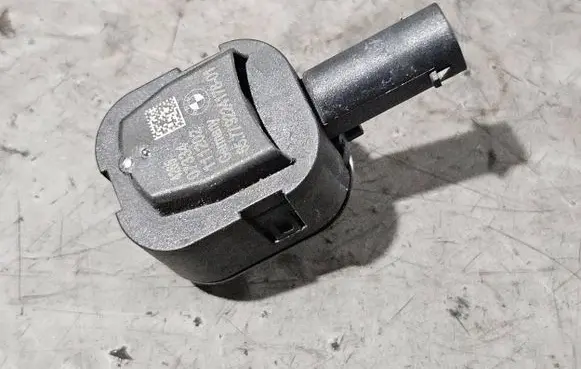 BMW 5 F10 F11 Airbag deployment crash/impact sensor 9224178 07334 111202
