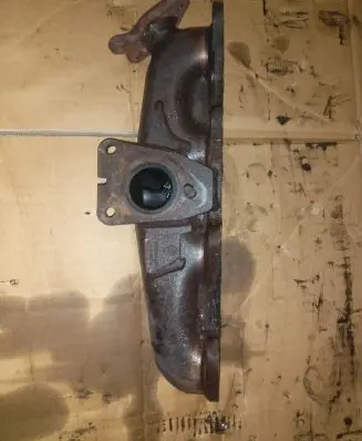 Nissan X-Trail T31 Exhaust manifold H8244315