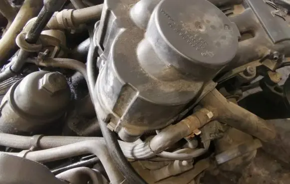 Mercedes-Benz A W168 Oil breather separator a6680161824 0110287a