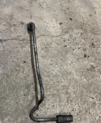 Nissan Terrano Fuel injector supply line/pipe 