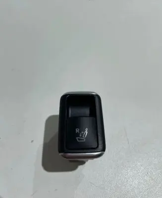 Mercedes-Benz GLS X166 Seat control switch A1668201310 10018692