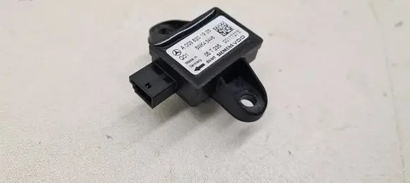 Mercedes-Benz S W221 Airbag deployment crash/impact sensor A0038201926 5WK43446