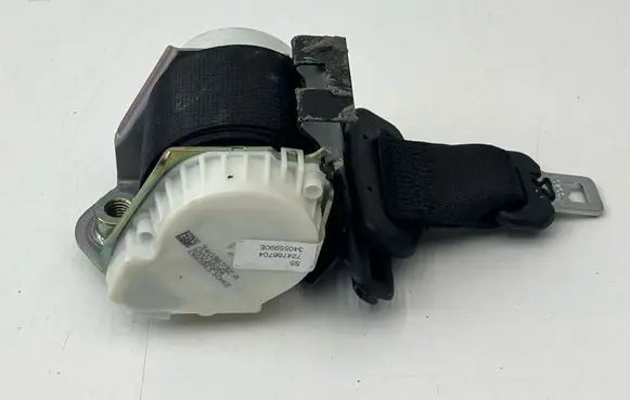 BMW 6 F06 Gran coupe Middle seatbelt (rear) 34036732A