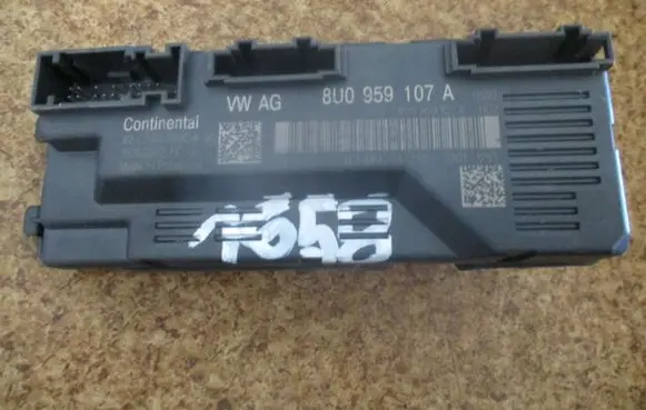 Tailgate/trunk control unit/module