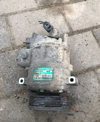 Volkswagen PASSAT B6 Air conditioning (A/C) compressor (pump) 1K0820803Q 8676F 00577610563