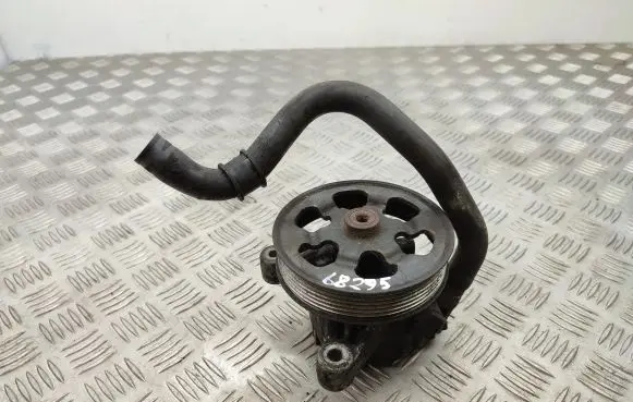 Honda FR-V Power steering pump