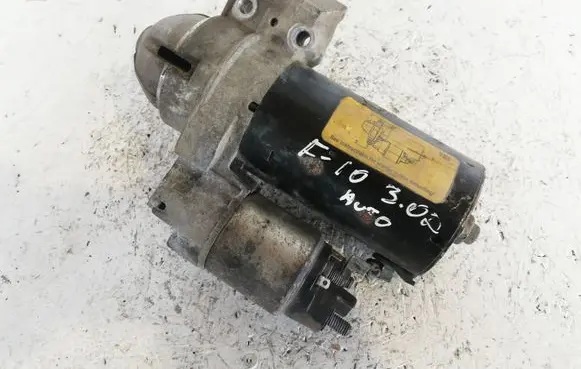 BMW 5 F10 F11 Starter motor 0001115069