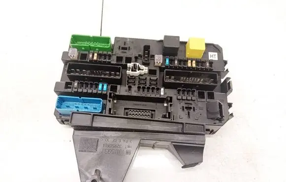 Opel Astra H Fuse box set 13115937