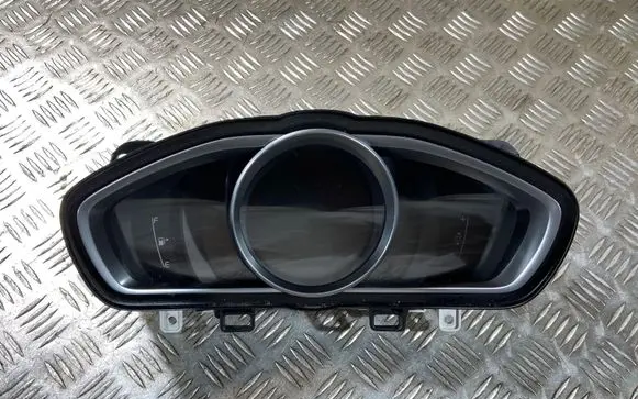 Volvo V40 Speedometer (instrument cluster) P31412271 31412271