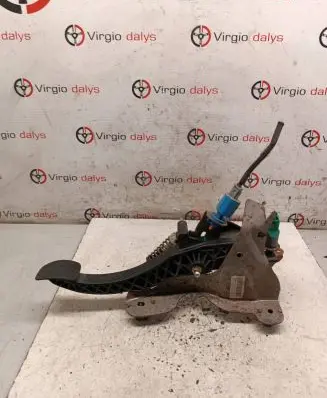 Clutch pedal