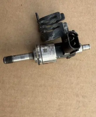 Toyota Corolla E210 E21 Fuel injector 2325024010