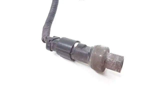 Air conditioning (A/C) pressure sensor